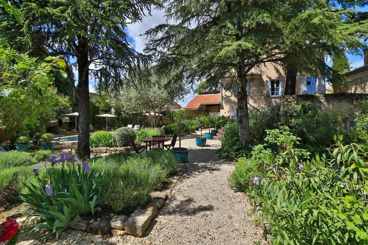 Le Jardin de Mazan Bed and Breakfast