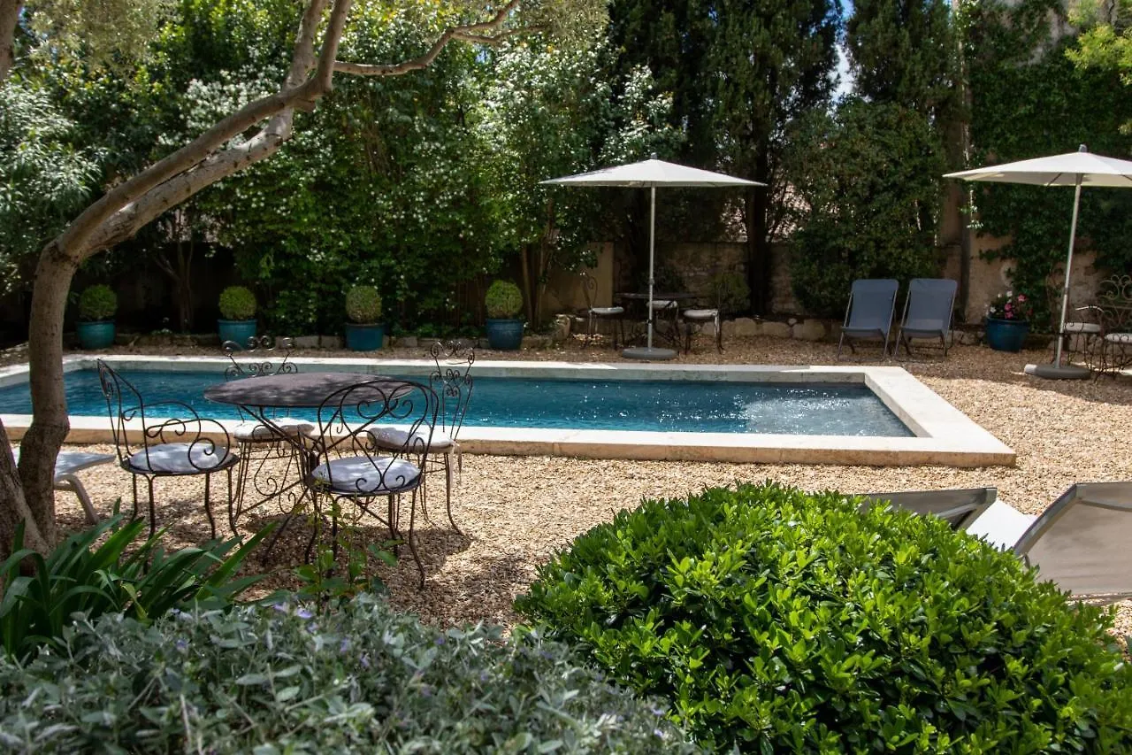 Le Jardin de Mazan Bed and Breakfast