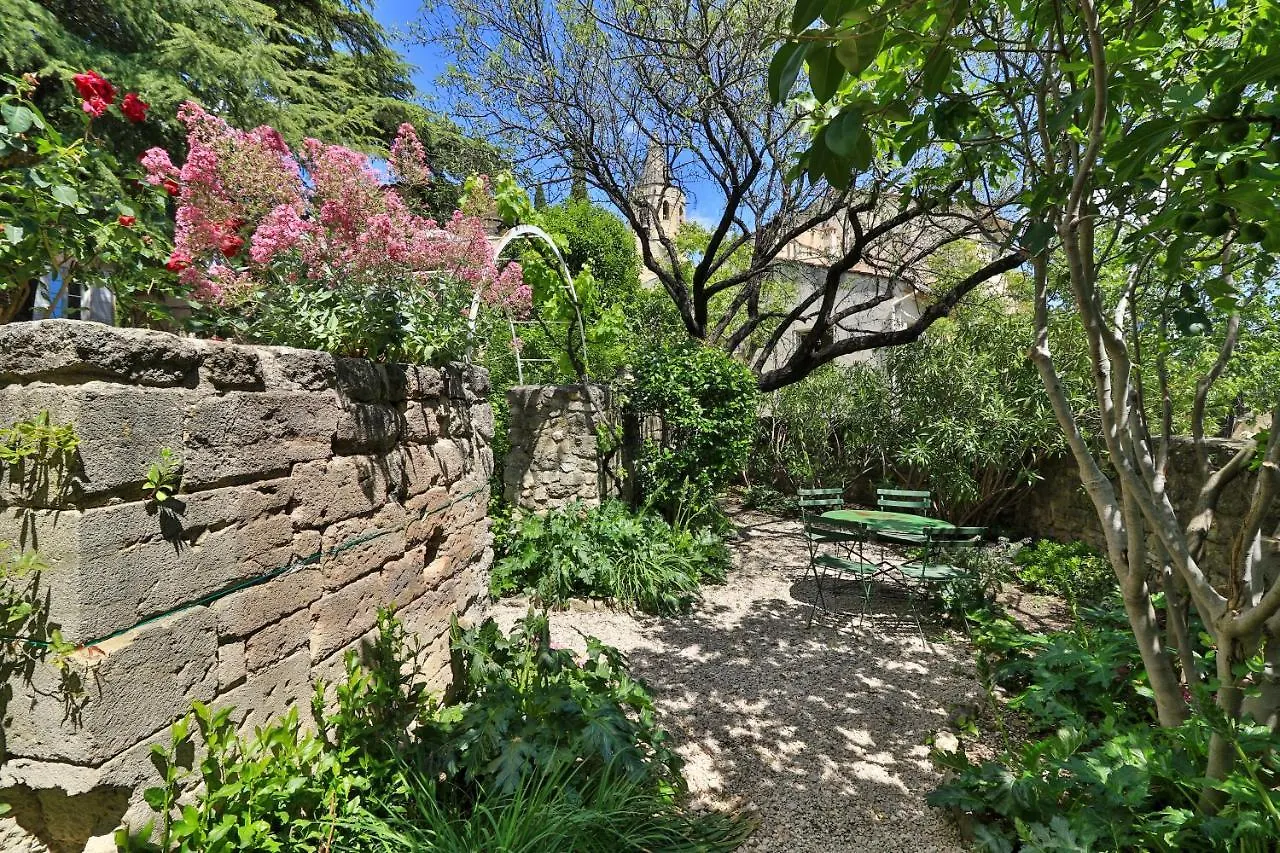 Le Jardin de Mazan Bed and Breakfast Bed & Breakfast